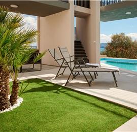 6 bedroom villa with heated pool near Omis, sleeps 12